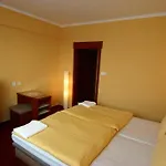 Ludmila Hotel 3*