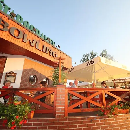 Ludmila فندق Mělník